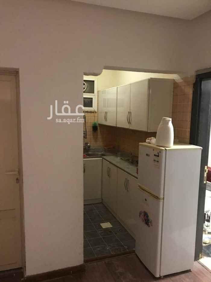 1678675 يوجد استراحتين حي النرجس بالمواصفات التاليه
🔴🔴غرفه كبيره + غرفه صغيره + مطبخ + دوره مياه + باب كراج
🔴🔴غرفه كبيره + غرفه صغيره + مطبخ + دوره مياه