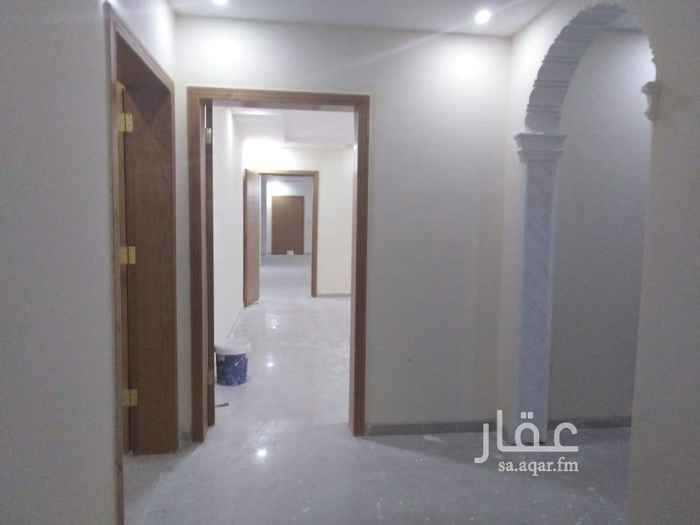 1582037 فله للبيع مساحه 320 دورين واملحق نضام مفتوح درج داخلي مجالس استقبال ادور الارضي واحمامين وامطبخ ادور الأول اربع غرف نوم 4 حمامات صاله مطبخ دور ملحق غرفتين حمامين صاله مطبخ في الحمدانيه الصالحيه السعر مليون وميه وخمسين ألف قابل للتفاوض اعتذر الموقع غير دقيق للتواصل ام بشرى. واتس. 0530073145. عليه ضمانه بناء سباكه كهرباء