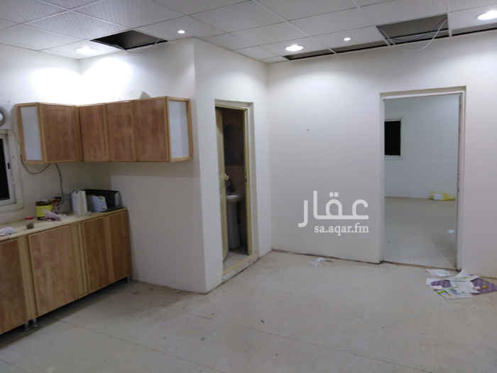 1687007 شقة ملحق فيلا في حي السليمانية خلف بيت الشاورما غرفة وصالة وحمام ومطبخ راكب لعائلة صغيرة او شخص
شرحة ومهوية