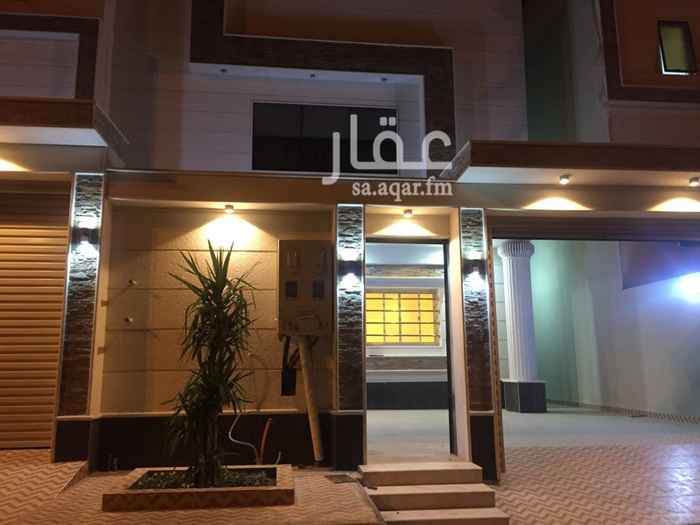 527036 نظام ادوار للبيع كل دور مستقل بمدخل وحوش وعداد وخزان الصرف واصل مساحات واسعه وتشطيب راقي
الدور الارضي مكون من
٦ غرف وصاله ومستودع ومدخلين
الدور العلوي
٦ غرف مستودع وغرفة غسيل وصالة وملحق مكون من ٢ سطوح وغرفتين نوم وبوفيه وغرفة شغاله ودورة مياه