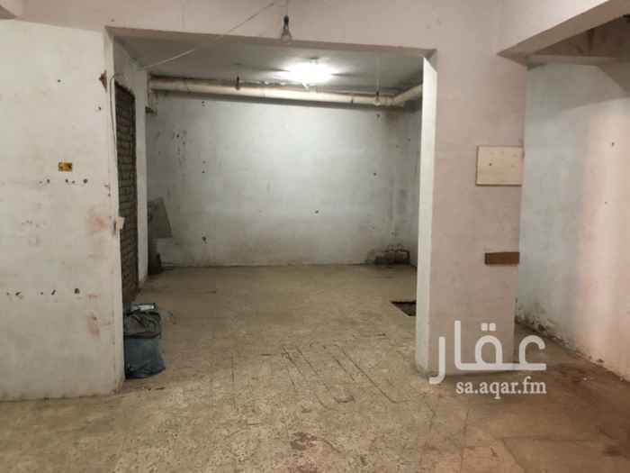 1478101 مستودع كبير جدا معرف مساحته بالزبط موقعه في قبو العماره
للتواصل ٠٥٣٠١٧٦٢٧١
يوجد اكثر من مستودع