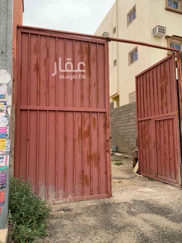 1633661 حوش ف الراقي ب خميس مشيط. الطول 25 او اكثر. العرض 10