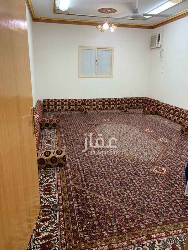 1655509 شقة للايجار مؤثثة اثاث كامل وجميع الغرف مكيفة. والمطبخ اثاث كامل جداا. الشقه كبيرة. ودور ارضي. خميس مشيط حي الراقي
