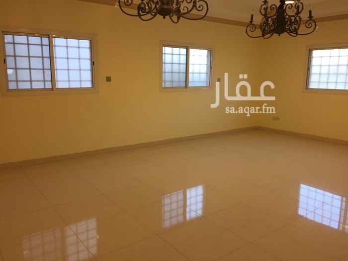 1286121 دور للايجار في حى البساتين
مكون من ٣ غرف نوم
٣ مجالس كبيره
٢ صالات
٤ حمامات
الدور نضيف جدا وتحت التجديد من الدهانات الان