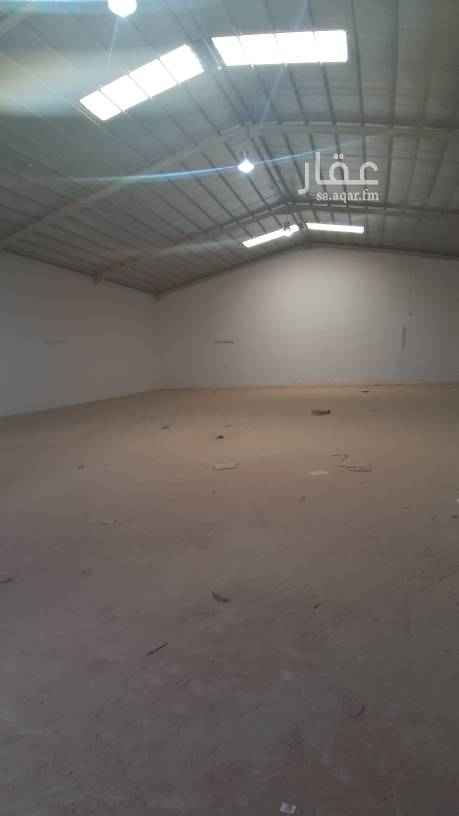 1733623 * ورشه الايجار *
*المساحة : 600 متر *
*ســـعــر: 45 الف ريال * *ع دفعتين*
*الموقع : *حي السلي - مخرج 18 *
*كــامـلة الخدمات *
*بلدية.✔*
*فسح البناء. ✔*
*اتمام البناء.✔*
*الدفاع المدني عادي الخطوره✔*
*الاستفسار :-*
*0505233467*
*0530218385*