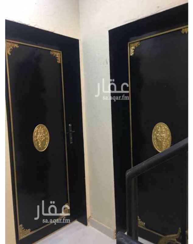 1749240 شقتين جديدة في مخطط المعالي ،
واحدة في الدور الثاني والثانية في السطح.
الشقة: غرفتين نوم + صالة + مجلس + مطبخ + دورتين مياة.
عداد كهرباء مستقل لكل شقة.
الشقق مناسبة للعرسان والعوائل الصغيرة فقط.
قيمة الايجار :
سنوي = 14,000 الف ريال
شهري = 1,300 ريال.