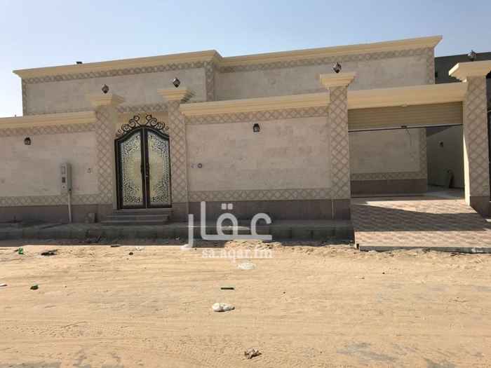 بيت للبيع في حي غرب النابية في سيهات