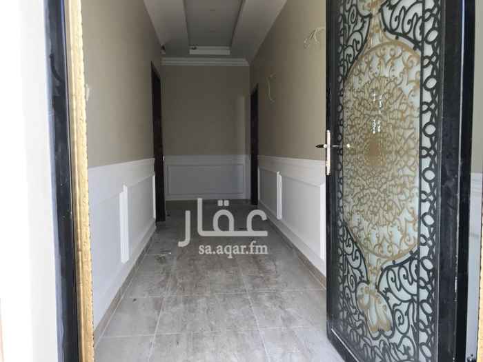 بيت للبيع في حي غرب النابية في سيهات