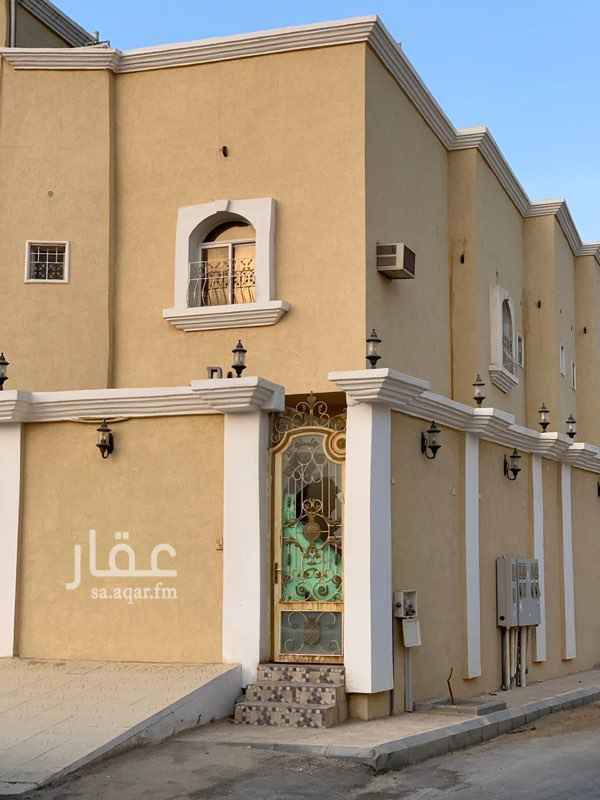 1761227 شقة ارضية مكونة من خمس غرف ومطبخ راكب وثلاث دورات مياة شقة نظيفة ديكورات جبس بورد واحده من الغرف ماستر بدورة مياة
حوش جانبي ثلاث مداخل وثلاث جهات قريبة جداً من المسجد
ضاحية الملك فهد بالدمام
الدفع بيكون بشكل شهري
الحي السابع /١٣