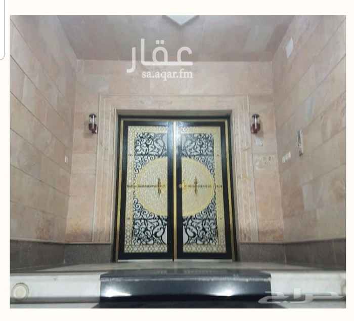 1318137 للايجار ب35 الف ريال فقط
ملحق جديد وفاخر وتشطيب رائع
عبارة عن 3 غرف كبيره و4 دورات مياه
وصاله كبيره
وكأنه فلا
مع سطح خاص وجميل ومزين بأحواض للزرع
ومصعد خاص لصاحب الملحق فقط يقفل بمفتاح فلايتمكن أحد من الصعود الا للدور الاول فقط
وباب في الدرج يعزل الملحق عن بقية العمارة
الشرائع مخطط 1.
المساحة الاجمالية مع السطح 500 متر مربع تقريبا
للتواصل عن طريق الخاص او الجوال وشكرا
* الواجهة:شمال .
* يتوفر مطبخ .
* يتوفر حوش .
* يوجد ملحق .
* مدخل سيارة .
* 1 سنة .
* 10 متر .
* 3 غرف