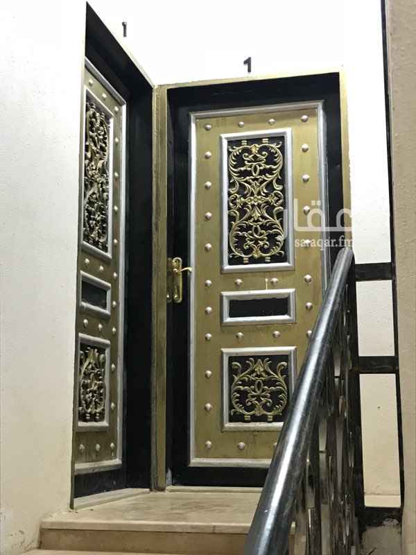 1745278 شقة للايجار عوائل
13الف سنوي
1300شهري