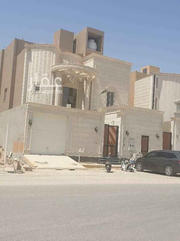 1761661 فيلا درج داخلي وشقة
تصميم ممتاز موقع مرتفع قبو مصعد