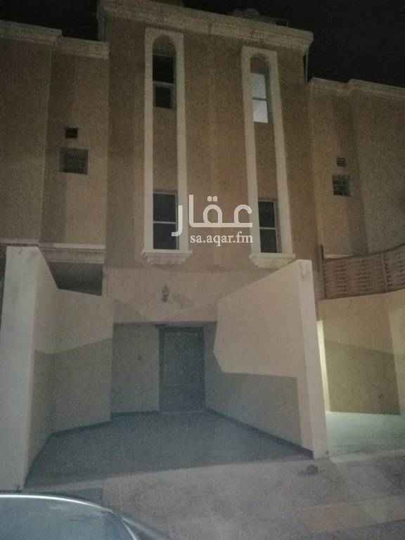 1555628 شقه نظام ديلكس للايجار تشطيب ممتاز
عمر الشقه ٤ سنوات نضيفه جدا
تتكون من:
مجلس ومقلط وصاله ومجلس نساء
وثلاث غرف نوم
وغرفه نوم على السطح وغرفة غسيل