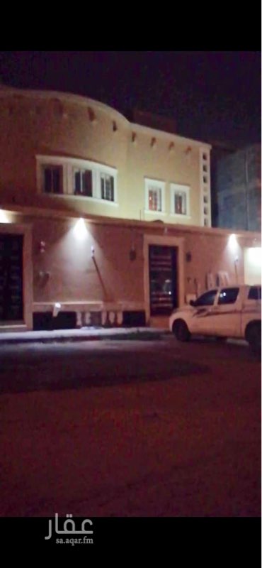 1686619 شقه مؤثثة جديدة ثلاث غرف و صالة و دورتين مياة
يوجد مكيفين سبليت و مطبخ و كنب و غرفتين نوم غرفة رئيسية وغرفة سريرن فردية
الاثاث نظيف و الموقع بجانب جميع الخدمات بالقرب من اسواق العثيم و الدانة
والله ولي التوفيق قابل للتفاوض للصامل بالمعقول وللدفع المقدم
الموقع خلف محطة بترول آسيا
