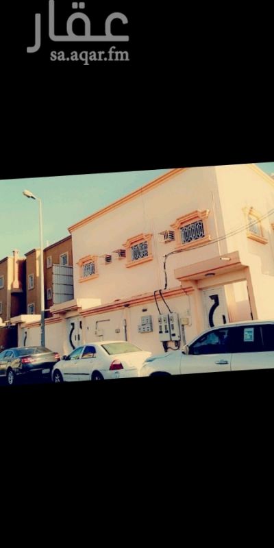 1318084 الشقة للإيجار سته شهور دفعات اوشهري وجميع الخدمات واصلته وشبكة المويه بالكامل موقعها خلف بنده مدخل الشقه خاص بي مستودعه كذالك السطح مفصول بين الشقق والعداد الكهرباء مستقل ومجدده من الداخل وقريبه من مدرسه بنات عرض الشارع 20 ويوجد أمامها أرض فضاء تأخذ عدد من السيارات في الوقوف