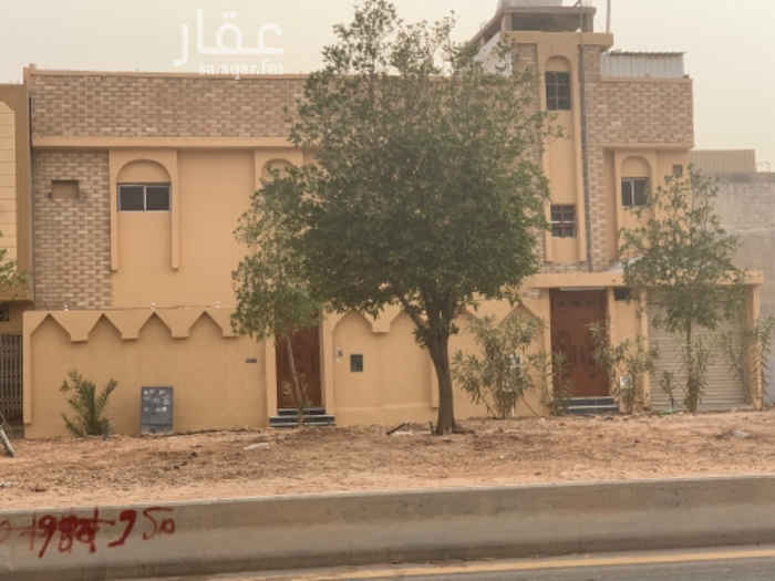1645723 عمارة مساحتها 400 متر الدور الارضي غرفة نوم ومجلس ومقلط ومجلس نساء وصالة وحوش خلفي فيه غرفة ودورة مياه
الدور الاول مجلس ومقلط وغرفتين نوم وثلاث دورات مياه ومجلس نساء والسطح به غرفة وغرفة نوم بدورة المياه والحوش فيه كراج للسيارة مع مستودع وبه فتحة تكييف