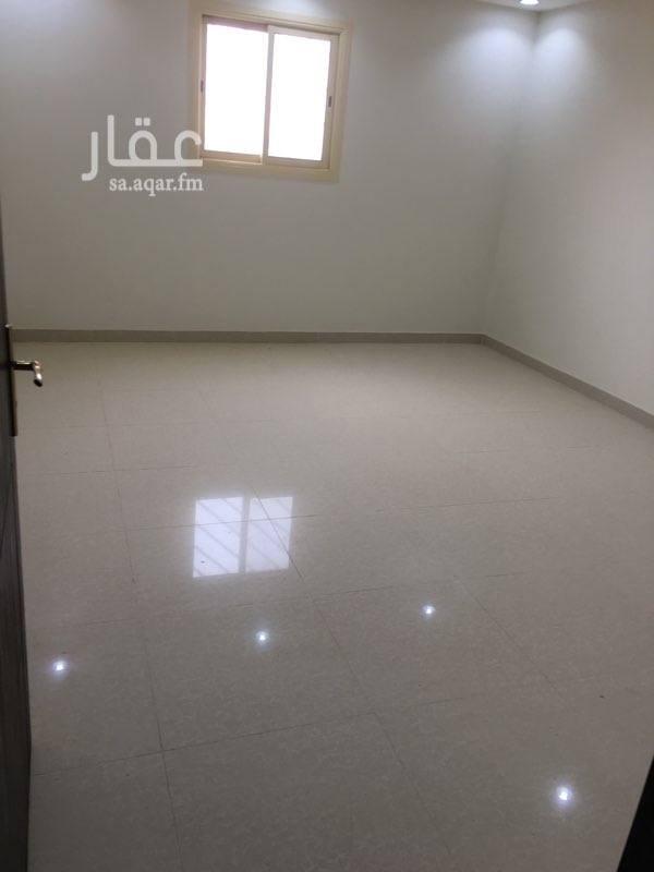1413892 شقه ثلاث وصاله في عماره دورثاني عماره نضيفه
يوجد مصعد
يوجدقبومواقف سيارات
اليرموك الغربي
قريب خدمات