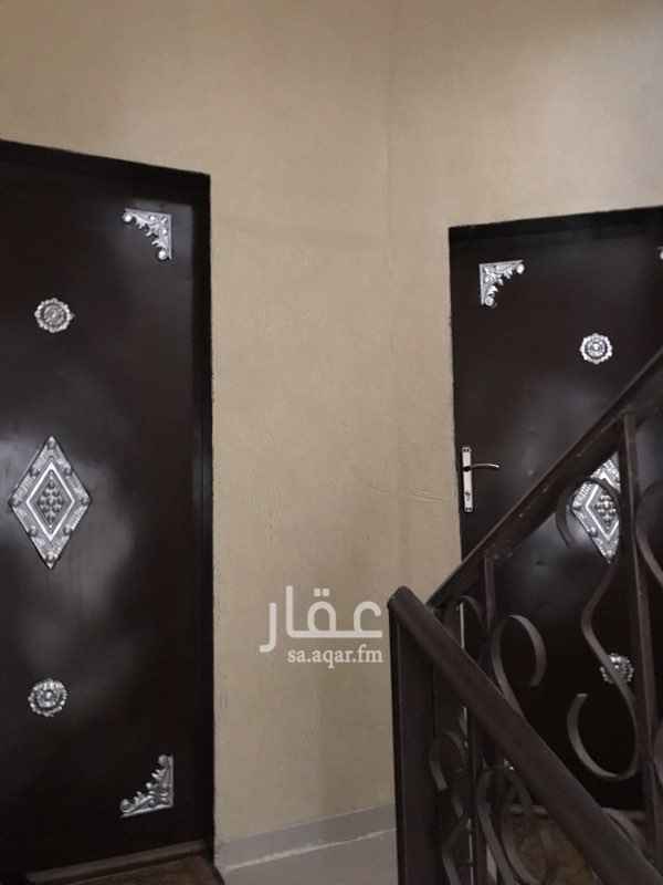 1453865 شقه جديده ٣ غرف وصاله ٢ دورات مياه ومطبخ
الايجار قابل للتفاوض شهري او سنوي مدخل خاص