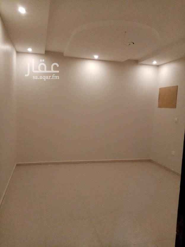 1635171 شقه للإيجار في حي المنار ٣ غرف حمامين صاله كبيره موقف خاص خزان مستقل مطبخ راكب