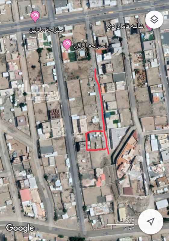 1413490 بيت للبيع بجده
حي الحرازات - بالقرب من الناحية الشرقية
لمثلث الشيولات .
داخل حوش بمساحة 600م
البيت مسلح دور واحد
يوجد بها عداد كهرباء
ومكون من 5غرف + صالة + مطبخ
+ غرفة غسيل + 4 دورات مياة
مؤسس كهرباء + سباكة + مليس داخل وخارج
ويوجد بها خزان ماء ارضي خارجي + بيارة صرف صحي
ويوجد بهاء غرفة ومطبخ وحمام خارجية بالحوش .
من المالك مباشرة
للتواصل - 0535841307
