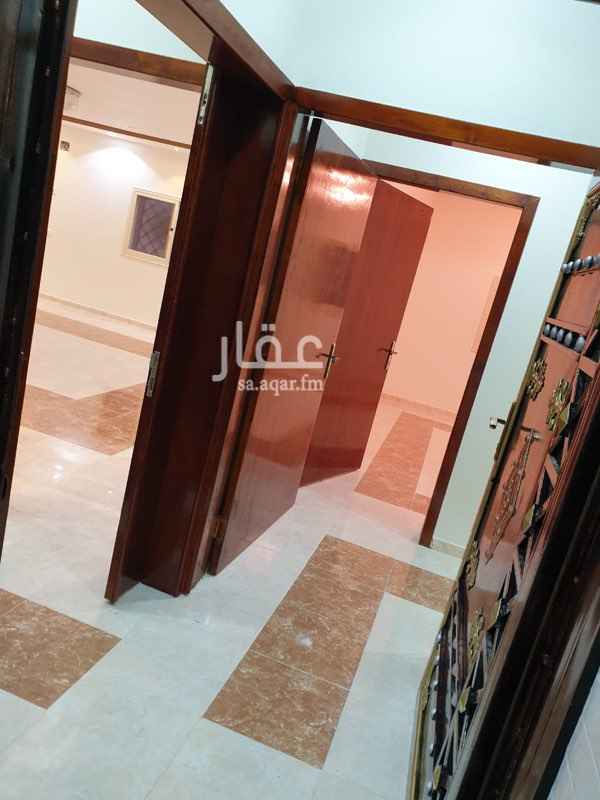 1569732 شقة دور ثاني جديدة
يوجد مصعد
مدخل واحد
5 غرف وصالة و 3 دورات مياة
خزان علوي وخزان سفلي مستقل
التحلية واصلة للموقع
عداد كهرباء مستقل
ومتوفر غاز مركزي برسوم .