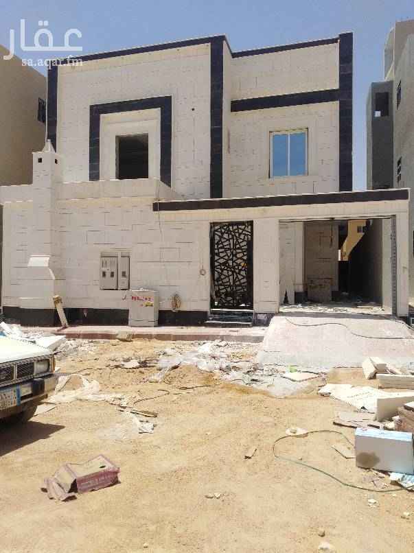1602248 السلام عليكم ورحمة الله وبركاته اسعد الله اوقاتكم بكل خير فيلا درج صاله وشقتين مساحه ٣١٠ متر بحي نواف شارع 20 متر واجهه شماليه عليها كافه الضمانات من جميع التشطيبات بها غرف نوم بمساحات مختلفه غرف نوم للشباب والأطفال مجلس رجال مجلس نساء بها مشب مدخل سيارة لدينا جميع الحلول التمويليه من البدايه حتى النهايه نسعي دائما لتوفير العقار المناسب والبنك المناسب للإستفسار ٠٥٣١١٦٥٠٥٣