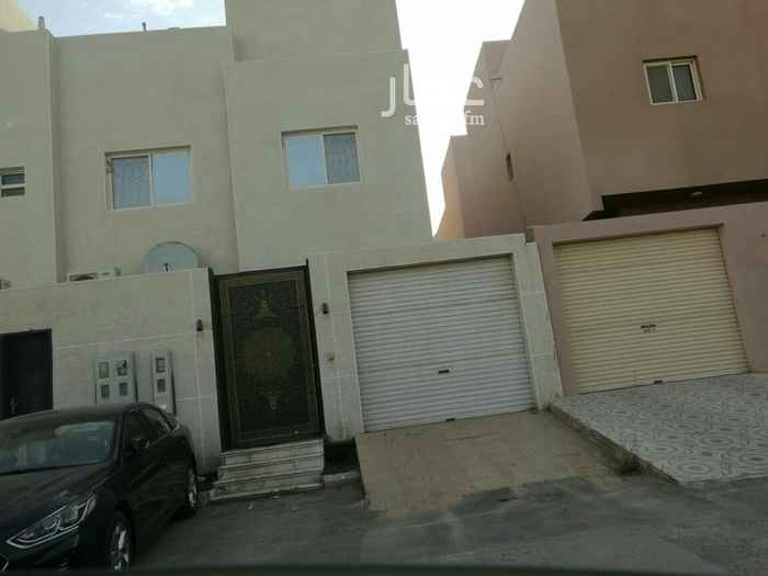 1509785 دور ارضي مستخدم جيد للايجار بفيلا في حي الوادي
عباره عن
2غرفة نوم ومجلس وصاله و2حمام
بدون مطبخ راكب مكيفات اسبلت
ومدخل سياره وغرفة سواق وحوش