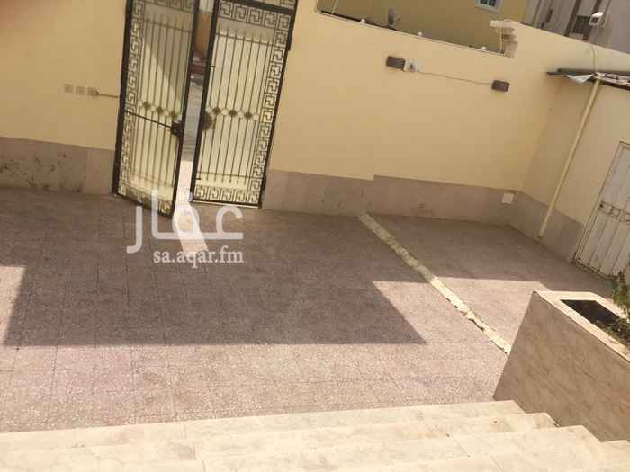 1387025 دور ارضى للايجار بمدخل مستقل
٧ غرف وصاله ومطبخ
يوجد مطبخ وبدون مكيفات