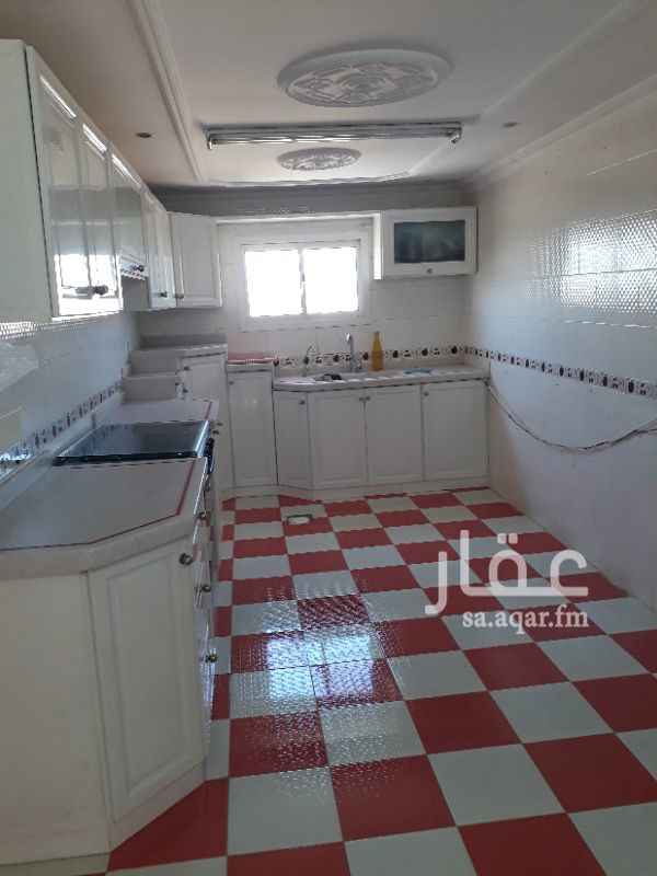 1284433 شقة للإيجار في الرياض بحي الربوة في الطابق الثالث
مكونة من : ٤ غرف وحمامين ومطبخ بالاضافة الى صالة ومكان صغير للتخزين
مميزات الشقة :
وهي مفروشة بالكامل بسجاد كما أن الشقة تحتوي على عداد كهرباء منفصل وتحوي على سطح مفروش بالعشب الاصطناعي الحديث ومجهز بخيمة وأرجوحتين والصور توضح ذلك .. وهو مشترك مع صاحب الايجار
ملاحظة : دفع الكامل للايجار بسعر 20الف ريال
الدفع المجزء على ٦ أشهر23الف ريال
سبب انزال السعر الحاجة .