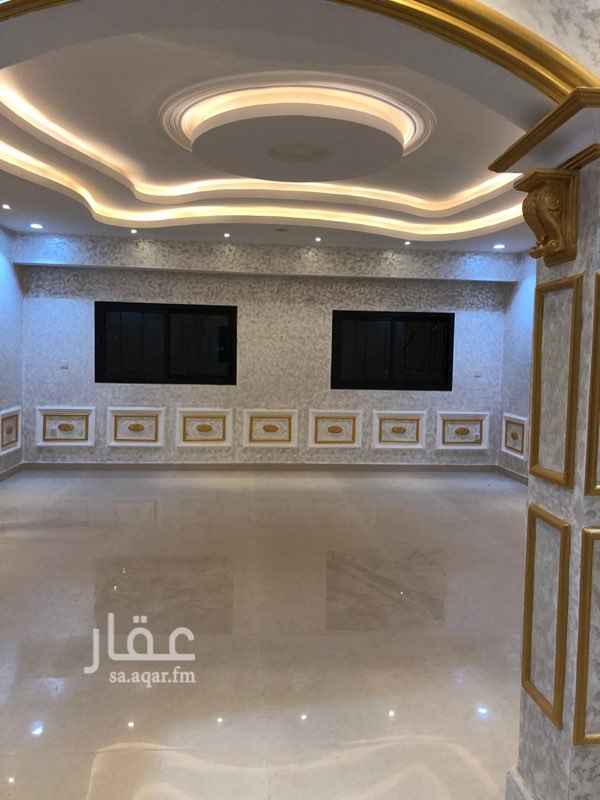 1724127 حي القيروان
درج صالة + شقتين البناء شخصي
المساحة ٤٥٠
الدور الارضي:
مدخل سيارة ، غرفة سائق ، ملحق خارجي
مجلس ، مقلط ، صالة ، غرفة كبار سن مع دورك مياه
الدور الاول :
غرفتين ماستر مع دورتين مياه
صالة كبيرة
السطح:
غرفة بدورة مياه وحمام غسيل
الشقق:
كل شقة مدخلين
ثلاث غرف وصالة ومطبخ
*الموقع غير دقيق