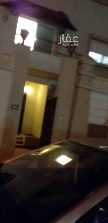 1633582 فله نظام كمباون واجهتها ع الشارع مدخل خاص اصحاب الشركات والمكاتب وايضا سكنيه تنفع مطلوب مايه الف ريال سنوي