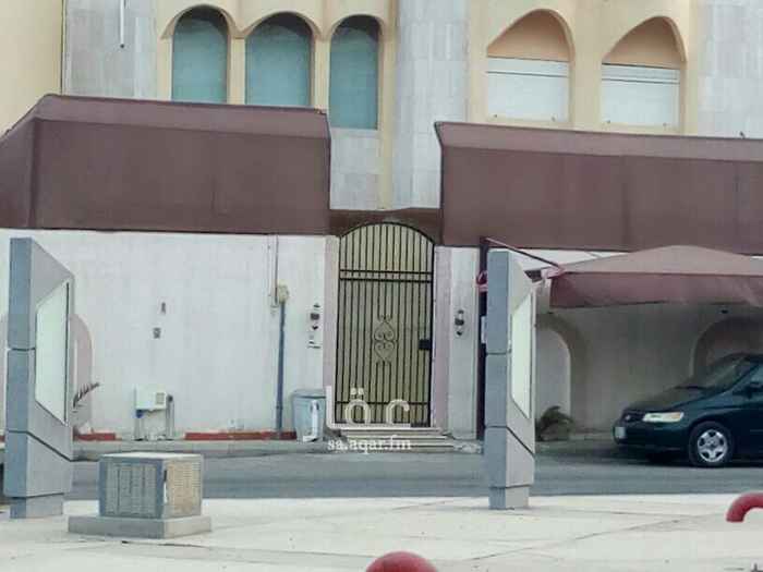 1679083 فله دور ارضي حوش مستقل في ارقاءاحياجده النهضه ش عبدالرحمن الداخل خلف نادي ارينا الرياضي مباشرة
حوش وغرفه حارس وخادمه مجلس ومقلط وصاله ومطبخ راكب
وغرفه نوم بخزانه وحمام
وغرفتين نوم
الفله نظيف
المطلوب خمسين ألف ريال سنوي