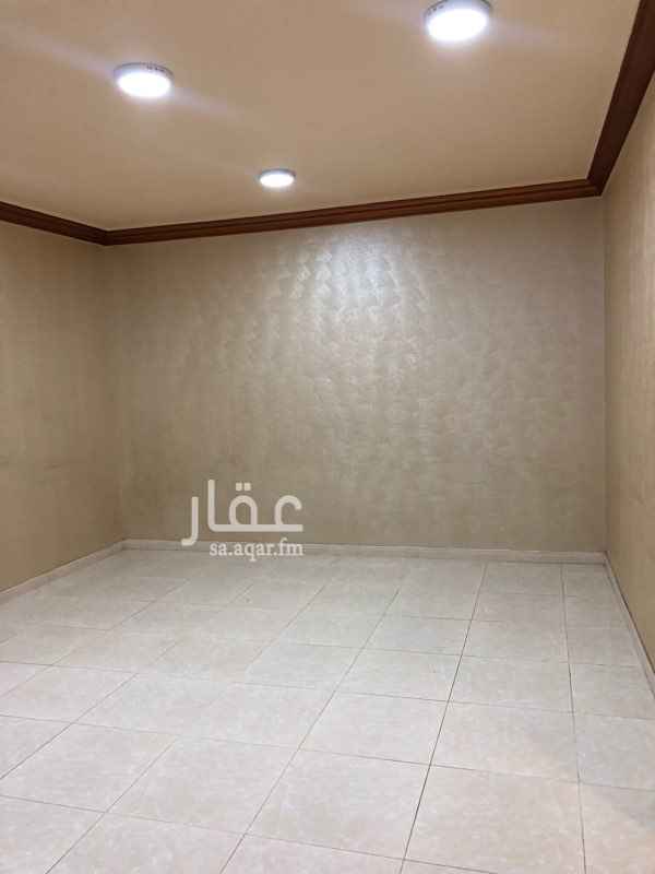 1354494 شقه للايجار. خلف بنك البلاد الفروي.
ومستشفى الثمال. الشقه نضيفه وممتازه.
التواصل عن طريق الجوال او الواتس.
0555585964