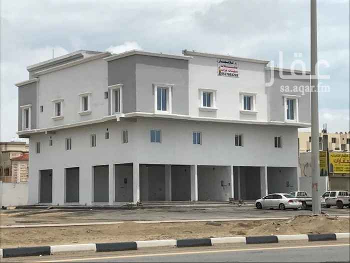 1554366 للايجار في عمارة في حي الشراع على شارع ٦٠
موقع مممتاز جدا ومقابل البنك الاهلي
ويوجدة في العمارة ٤ محلات + ٢٣ شقة كل شقة فيها غرفة وصالة ومطبخ تحضيري ودورة مياة
ويوجد مواقف عند العمارة والموقع يتميز بحركة نشطة بالسكان
مساحات المحلات من اليمين :
الاول 4 * 7.55 = 30
الثاني 9.20 * 4 = 36
الثالث 4 * 9.7 = 38.8
الرابع ( الزاويه ) 5.50 * 9.7 = 53.3
التكملة = 10 * 4 = 40
اجمالي الأخير = 40 + 53.3 = 93.7
380 =20.25 * 18.8 مساحه البناء
بالنسبة الاسعار عند الاتصال
