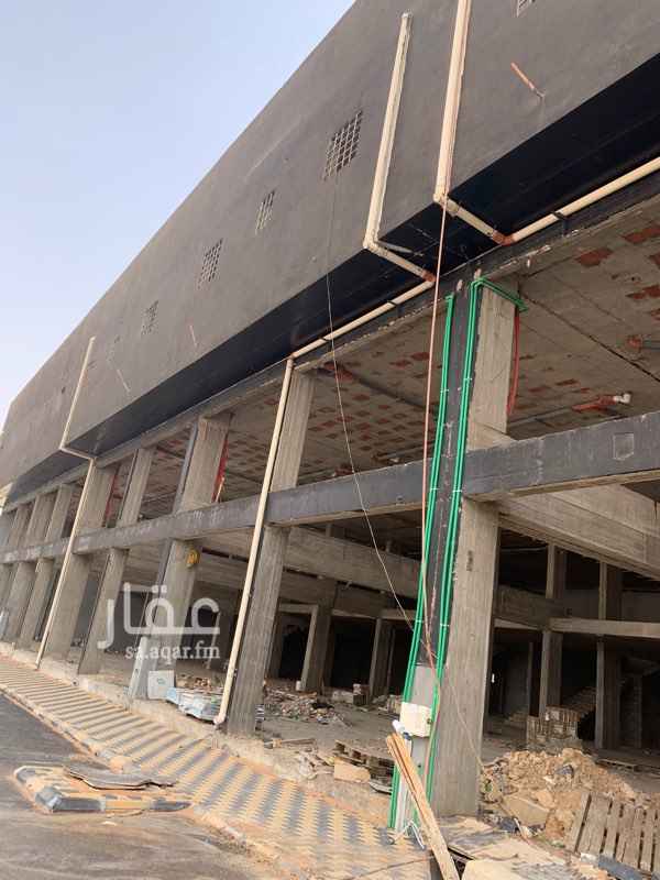 1645012 بداء التاجير معارض و صالات على طريق العزيزية عرض
الشارع 60 والمكان حيوي يوجد عدد 16 معرض بمساحات واسعة ومختلفة .