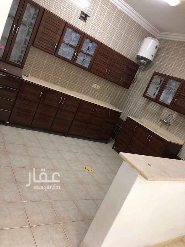 1585309 شقة نظيفة غرفتين نوم وصالة ومطبخ راكب ومجلس ودورتين مياه ، غاز مركزي ، كهرب مستقل
ع الخضير