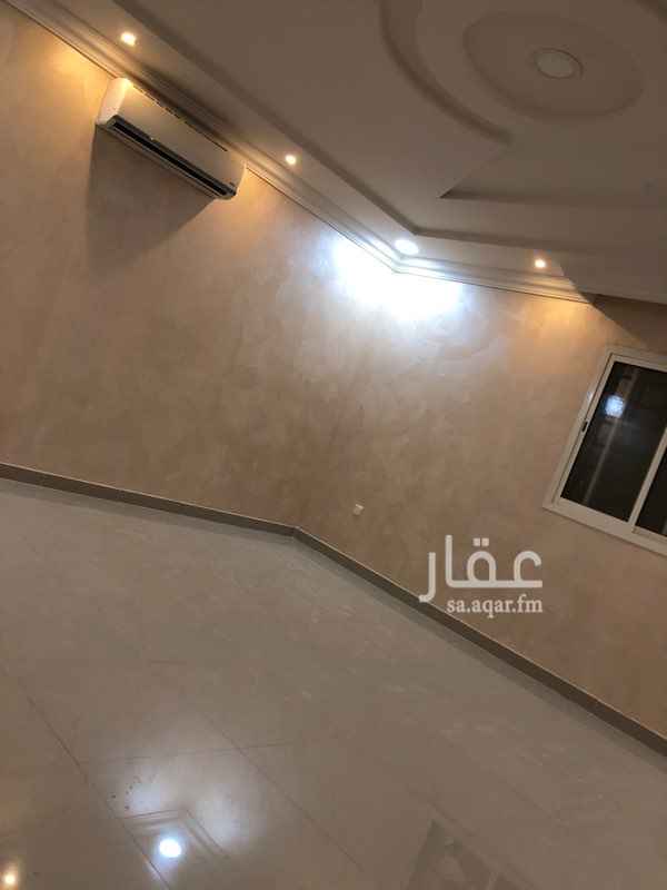 1590718 فلة مساحة ٣١٢ درج صالة ، وحوش بدون مشب ومجلس ومقلط و٣ غرف نوم وصالة ومكيفات راكبة ، حالتها ممتازة