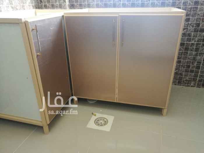 1298932 للايجار شقة غرفتين وصاله ومطبخ وحمام ب 16 الف شامل الكهرباء سنوى
