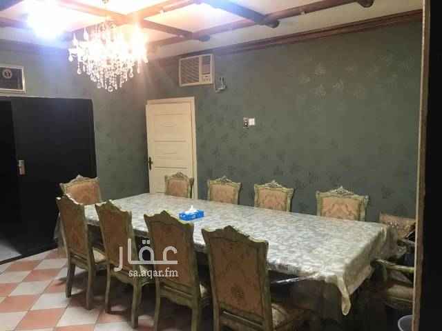 1754338 للبيع بيت دور وشقتين العمر اكثر من 25 سنه فما فوق
البيت مجدد ونظيف جدا
السعر مليون و 500 الف