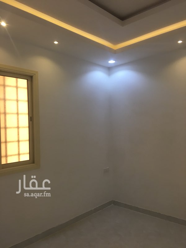 1687486 شقه جديده مدخلين من المالك مباشره
حي المهديه مخرج ٣٥
الكهرب ًوماء مجااانااا
((( عرساان )))