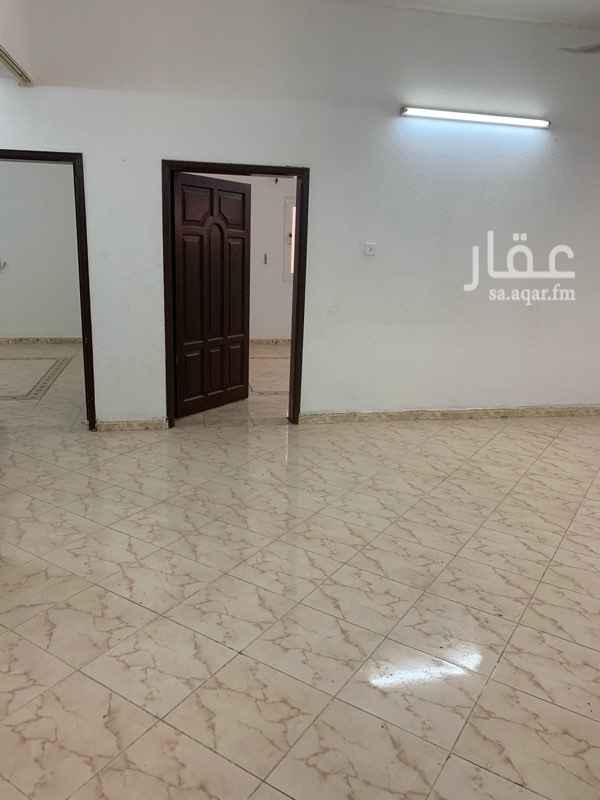 1570754 عماره تاسيس دورين وملحق والمنفذ دور تتكون من ٤ غرف وصاله ومطبخ و ٢ دورات مياه .
