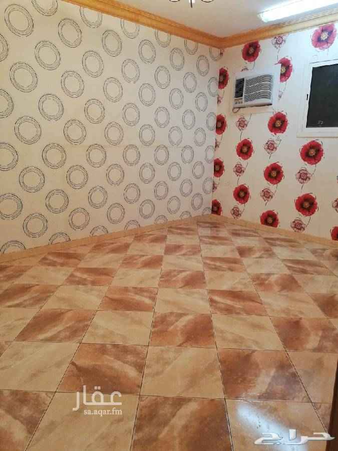 1644961 الشقة جديدة ونظيفة جدا جدا
٤ غرف+١ صالة+ ٢ دورات مياة.
يوجد مطبخ راكب + ٤ مكيفات شباك.
الايجار /
سنوي 18000
شهري 20000
اقرأ الاعلان جيدا قبل التواصل.
رجاء مايتواصل غير الصامل ولا يجي احد يسالني بكم الإيجار؟!!!!!!!!