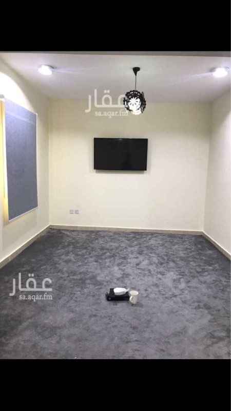 1589014 شقة للأيجار مكونة من 5 غرف و مطبخ وثلاث دورات مياه أعزكم الله للأيجار 10 دقايق الى الحرم
60 كلم الى جدة عروس البحر
60 كلم الى الطائف عروس المصائف