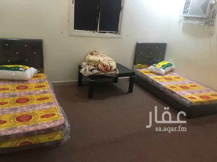 1745544 شقة عزاب بحي لبن عبارة عن غرفتين وصالة مؤثثة
