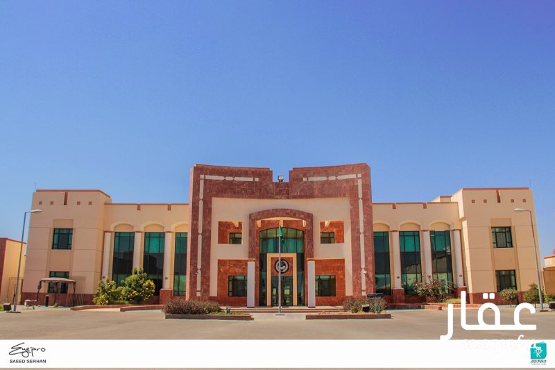 296207 تصلح للاستثمار أمام مبنى محافظة بيشة الجديد مخطط 83 على شارع خمسين للإيجار السنوي 50000 لمدة 5 أعوام للتواصل جوال 0532214455