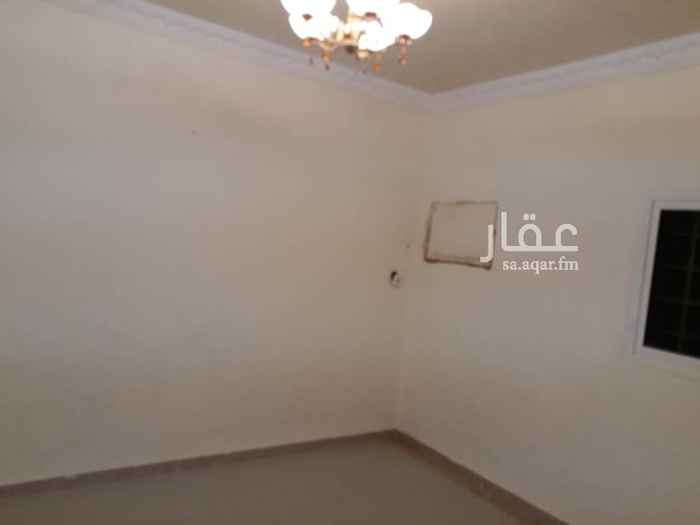 1741120 شقه للايجار غرفتين وصاله بها حمام واحد ومطبخ فى حى المونسية خلف مدارس اجيال الحضارة الدور الثالث بدون سطح يوجد ٢ مكيف راكب قريبه من جميع الخدمات السعر على دفعتين ١٣.٥٠٠ قابلة لتفاوض لتواصل مع ابو عمر