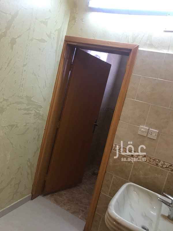 1706281 للايجار شقتين بجنب بعض كل وحدة مدخل خاص ومستقل الشقق نظيفة جداً وتشطيب ممتاز 👍
تتكون الشقق
من مجلس وصالة وغرفتين نوم ودورتين مياة + غرفة بالسطح مع دورة مياة
الايجار السنوي 16000
الايجار الشهري 1500
ملاحظة مطلوب عائلة صغيرة
للتواصل ( 0532226070 )
لعدم التواجد دايماً في الموقع
الموقع / الحي الاخضر شرق جامع الحسني