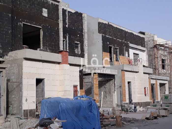 فيلا للبيع فى طريق الإمام عبدالله بن سعود بن عبدالعزيز الفرعي ، حي القادسية ، الرياض صورة 2