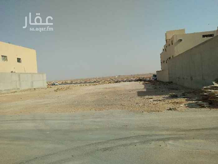 1588286 ارض مساحة ٩٠٠ شارع ٢٠ واجهتها شماليه مجزأه قطعتين. موقع ممتاز ارض جبليه. جنوب نجم الدين