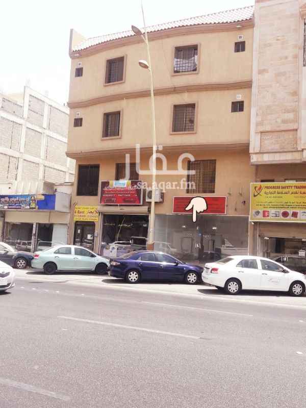 1118013 معرض + حمام + مكتب مستقل ( مساحته ٣٢متر ) + ( ميزانيين ) واجهه زجاج + عداد مستقل.
للاستفسار :
920016669
0532455031
